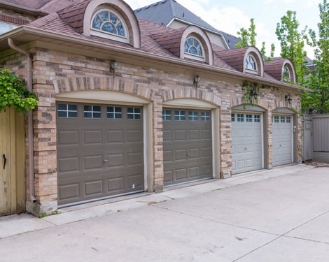 Installed garage doors in Beverly Hills California
